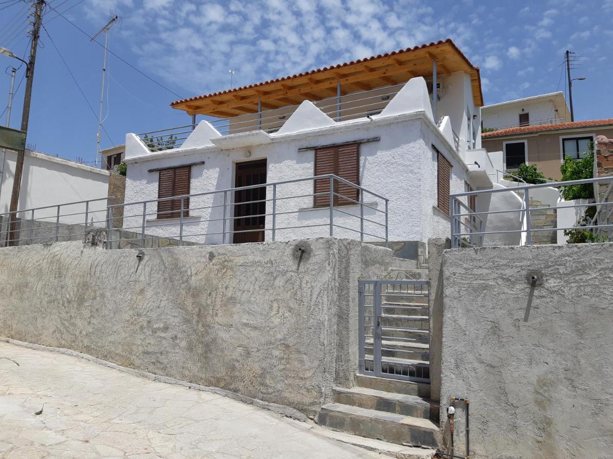 Α Peaceful Nest Apartman Volímesz Kültér fotó