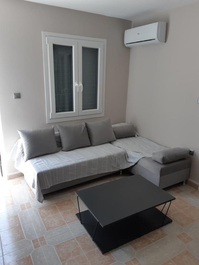 Α Peaceful Nest Apartman Volímesz Kültér fotó