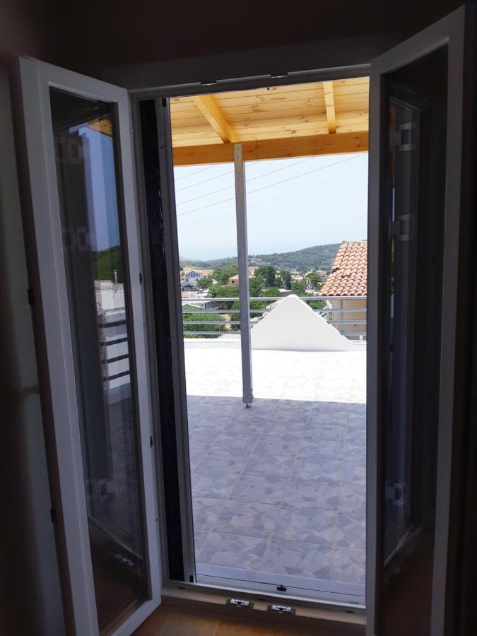 Α Peaceful Nest Apartman Volímesz Kültér fotó